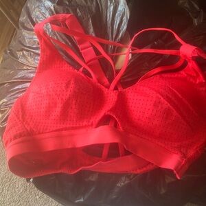 FINAL MARKDOWN Victoria’s secret sport bra 32a
